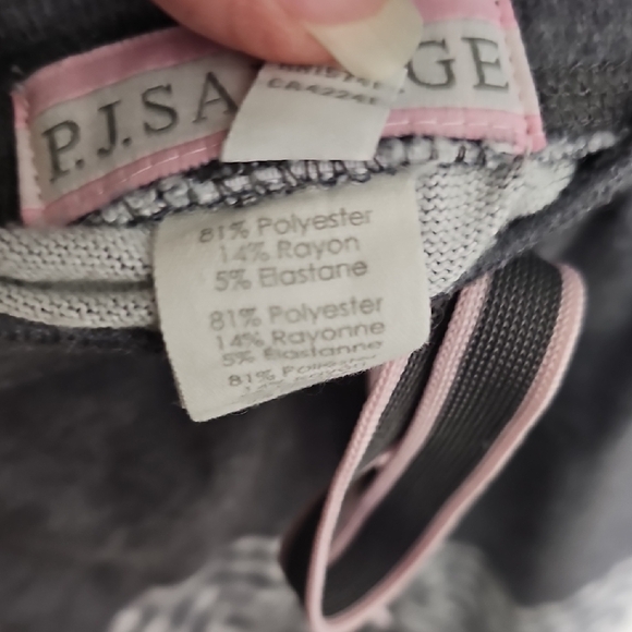 PJ SALVAGE Heart Patterned Gray Sleepwear Set Size XL Pink Trim - Picture 5 of 7